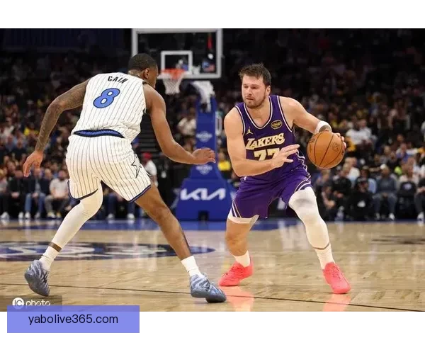 东契奇技犯被撤销 未来对阵活塞将无禁赛处罚 东契奇技犯被撤销 未来对阵活塞将无禁赛处罚